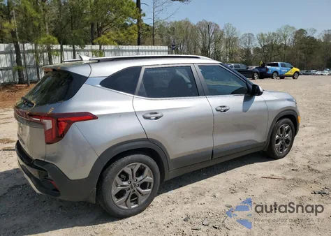 2024 Kia Seltos S z USA, uszkodzony, nr VIN KNDEU2AA1R7648741